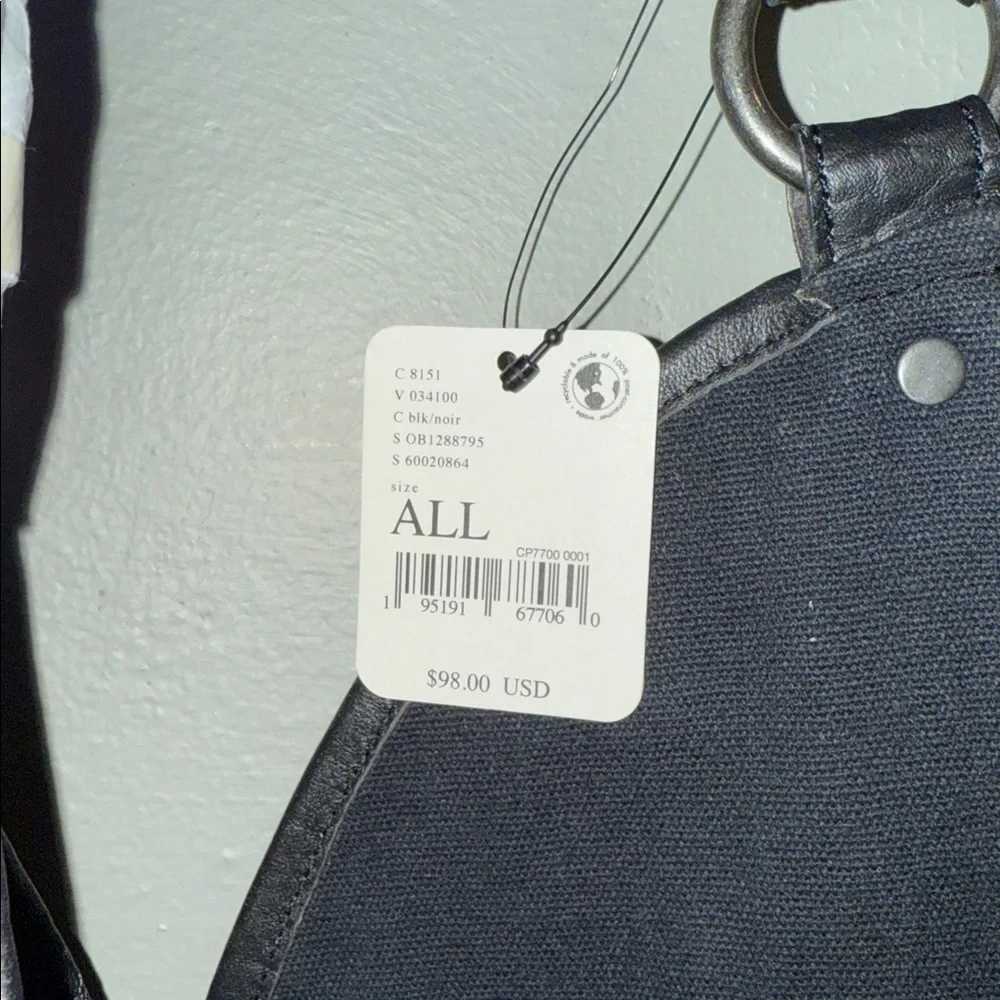 NWT $100  Free People Harness bag- adjustable straps, 4 zip-secured pockets. - Picture 8 of 9